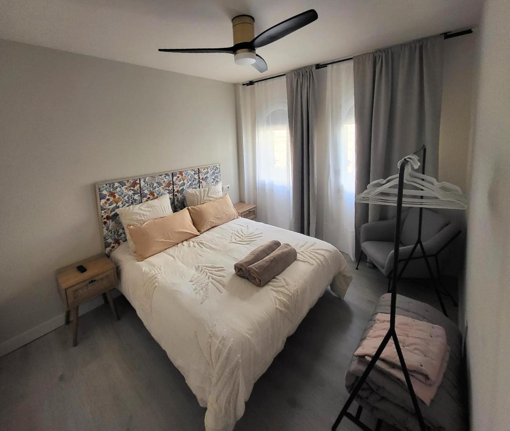 Apartamentos Crispin Candela كوريلا المظهر الخارجي الصورة